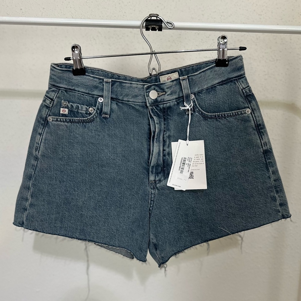 AG Alexxis Short 28 NWT